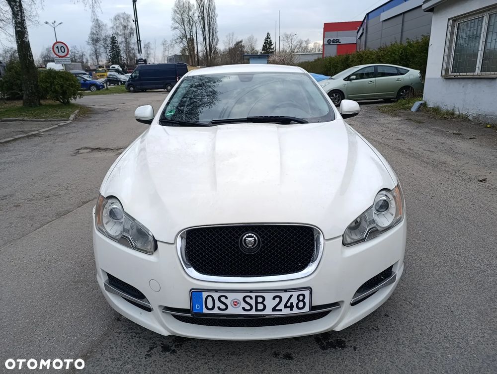 Jaguar XF 3.0 V6 S Luxury - 4