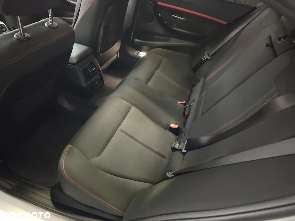 BMW Seria 3 318i GPF Luxury Line Purity - 3