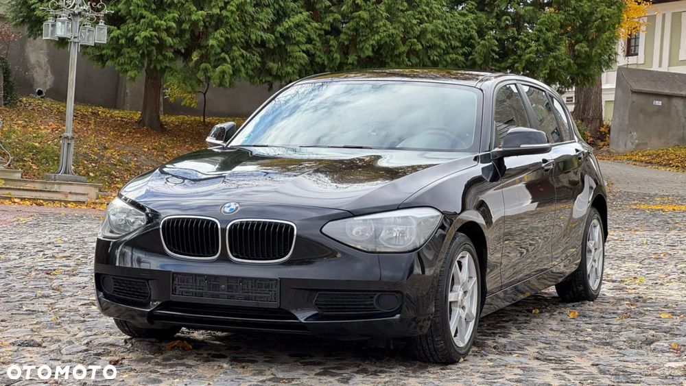 BMW Seria 1 114i - 32
