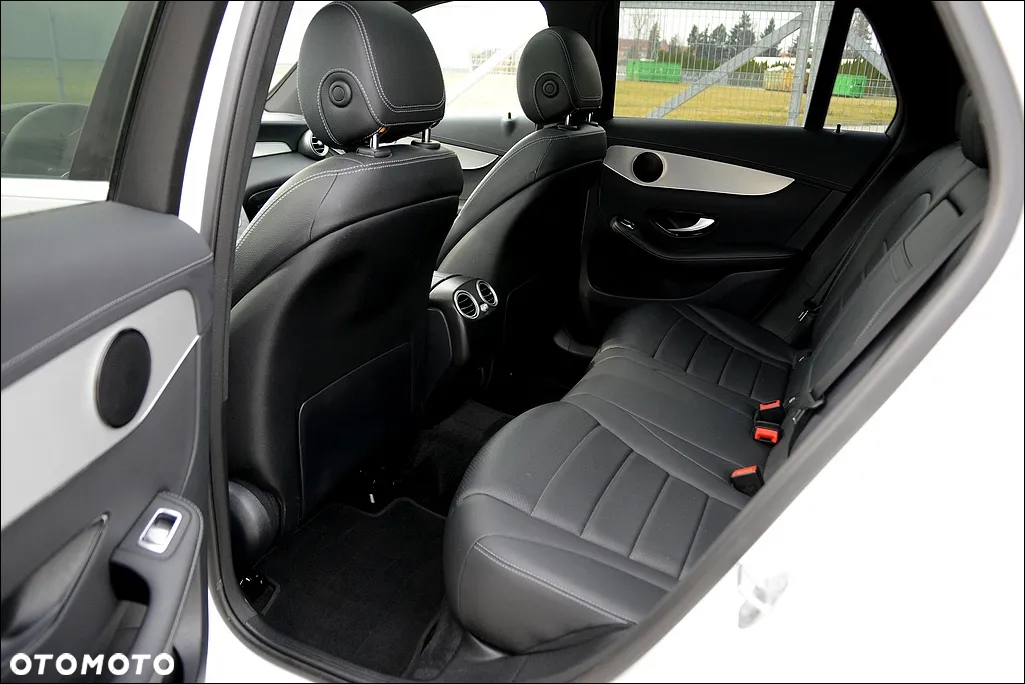 Mercedes-Benz GLC 200 d Business Edition - 22