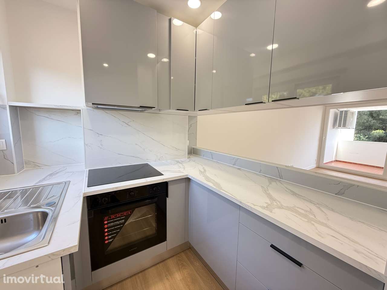 Apartamento T2 Remodelado em Albufeira - Grande imagem: 3/15