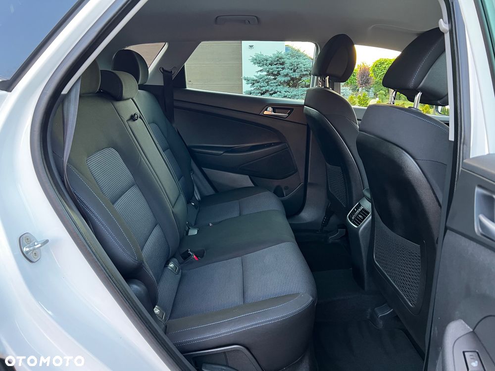 Hyundai Tucson blue 1.6 GDi 2WD Navi - 34
