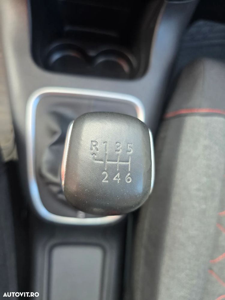 Citroën C3 Pure Tech 110 S&S SHINE - 32