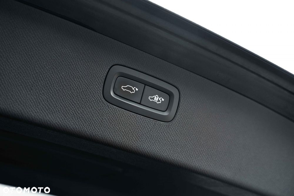 Volvo XC 90 T6 AWD Momentum - 40
