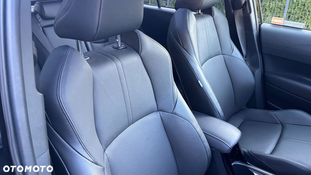 Toyota Corolla Cross 2.0 Hybrid Executive - 16