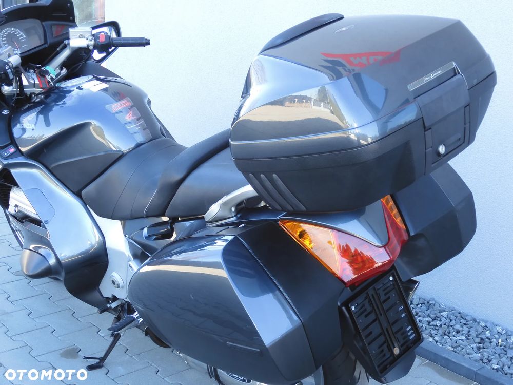 Honda ST - 35