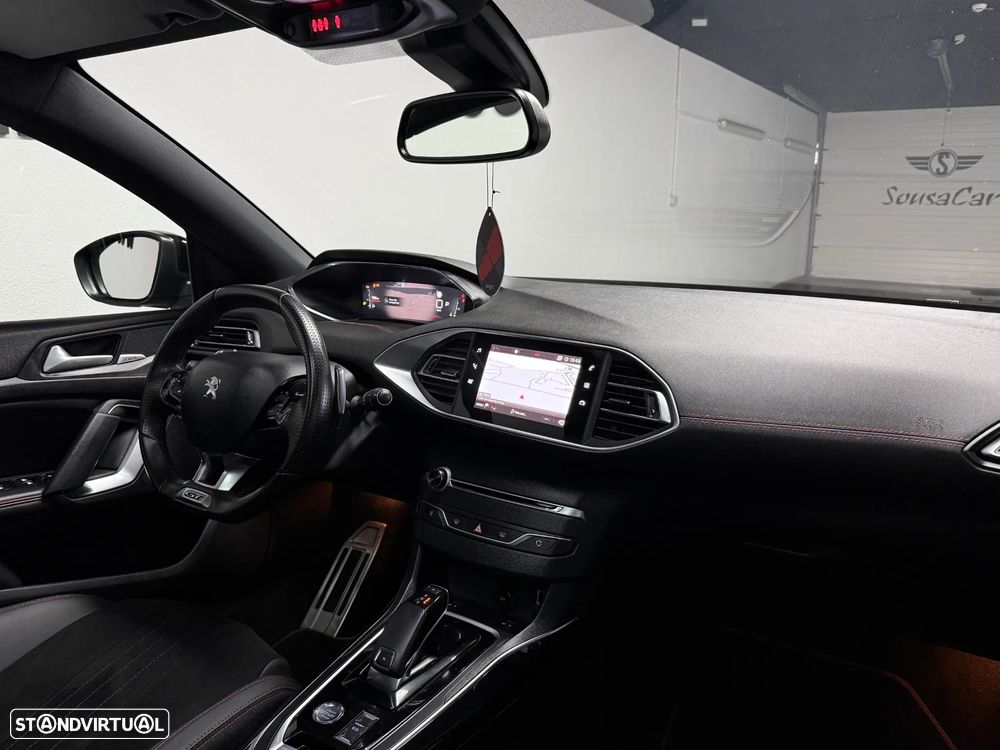 Peugeot 308 BlueHDi FAP 130 EAT8 Stop & Start GT - 20