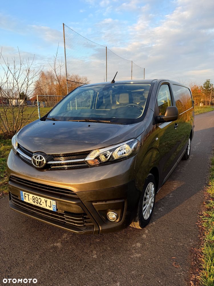 Toyota Proace - 1