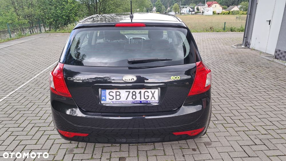 Kia Ceed - 6