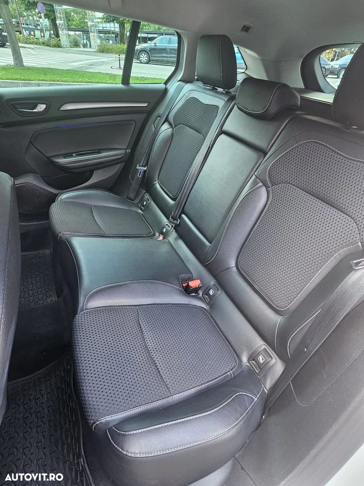 Renault Megane - 9