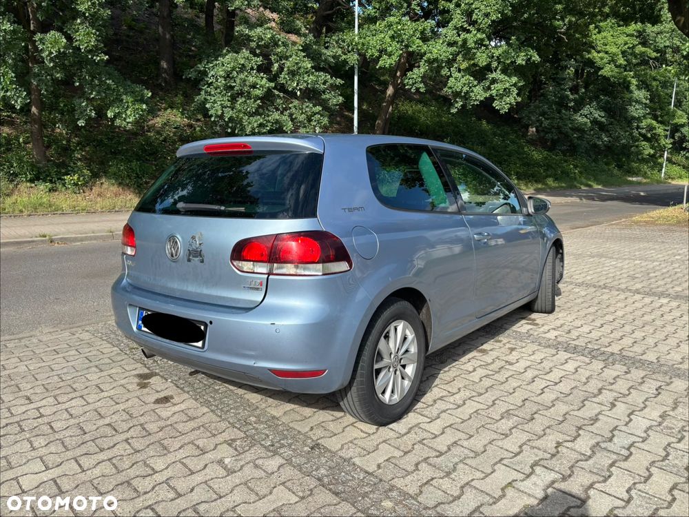Volkswagen Golf 1.6 TDI Comfortline - 6