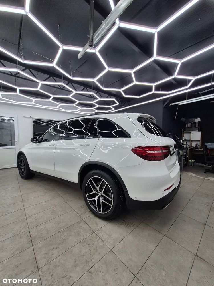 Mercedes-Benz GLC - 8