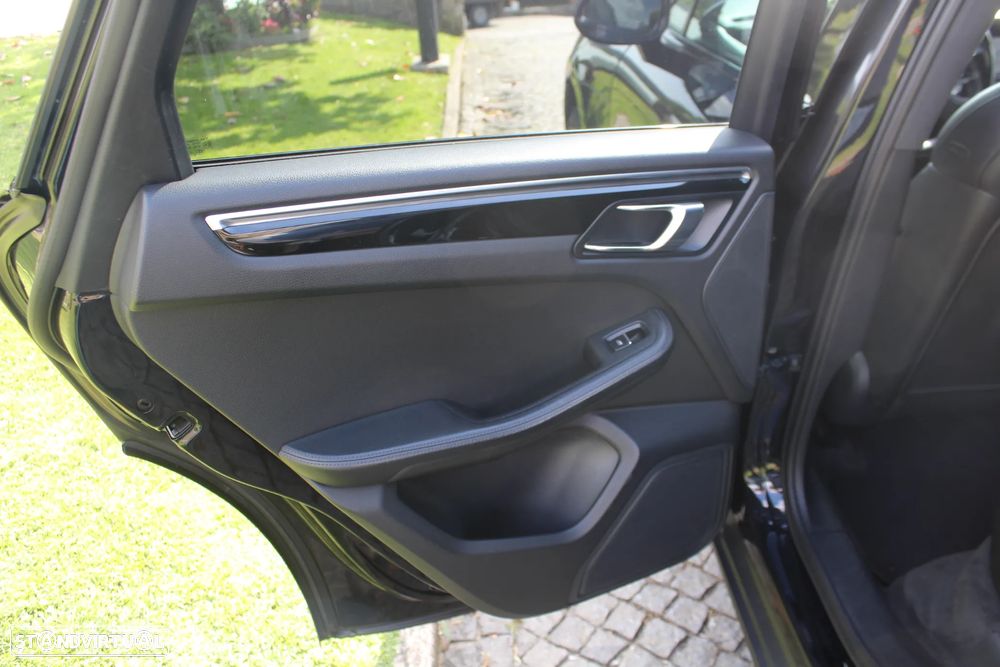 Porsche Macan S - 19