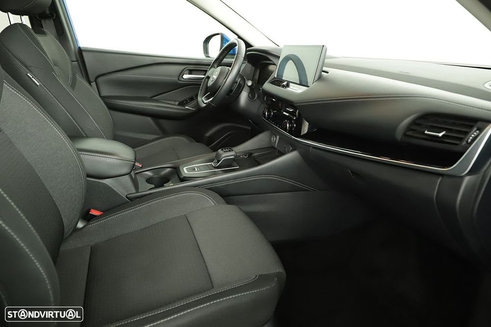 Nissan Qashqai 1.3 DIG-T N-Connecta Xtronic - 20