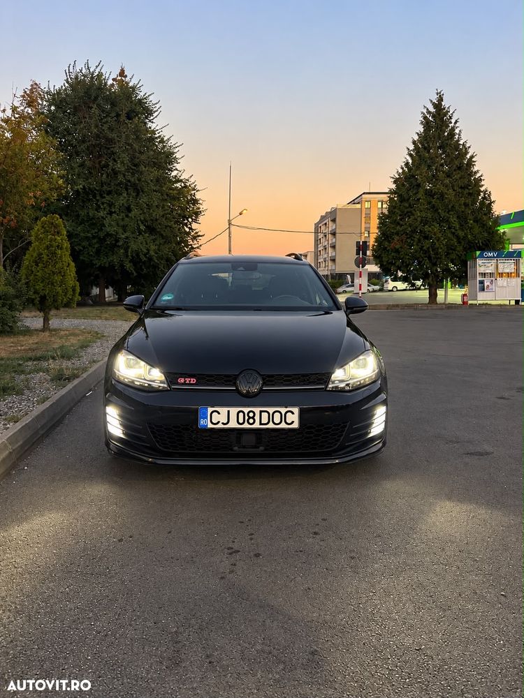 Volkswagen Golf 2.0 TDI DPF BMT DSG GTD - 6