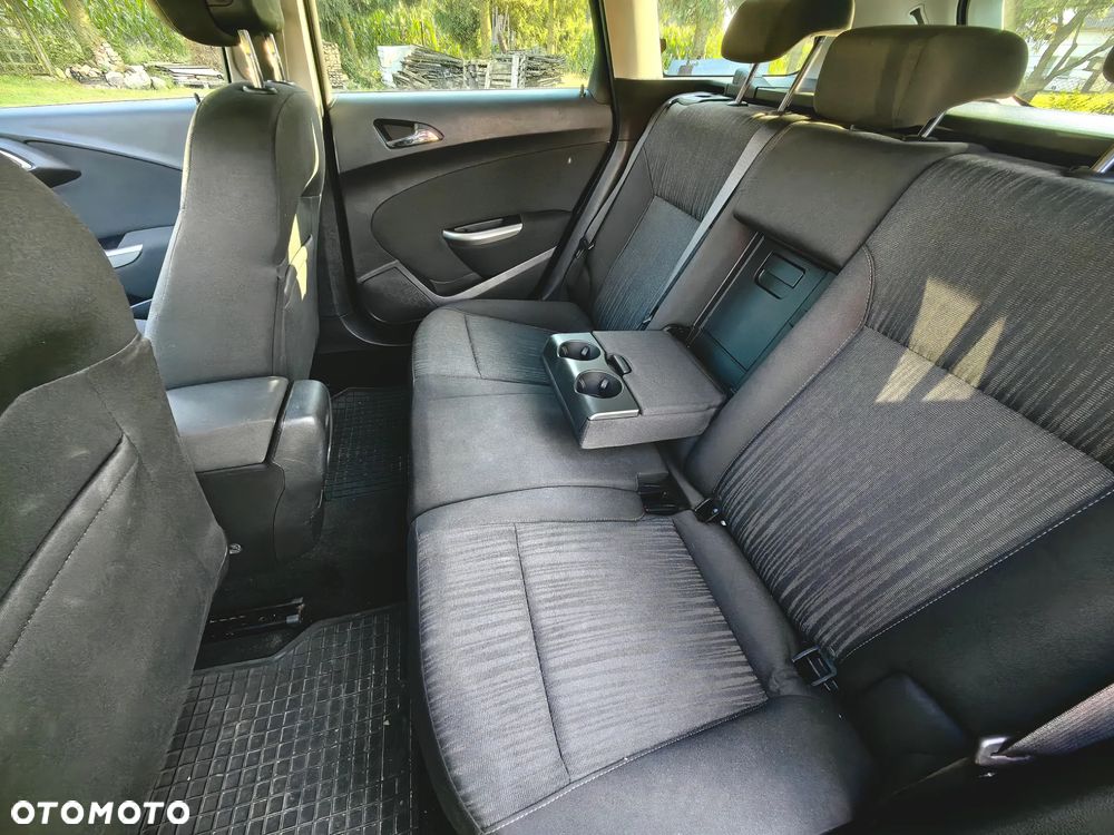 Opel Astra - 12