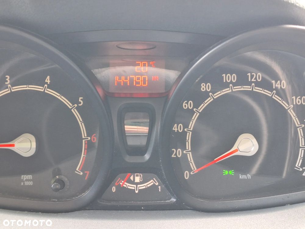 Ford Fiesta 1.25 Titanium - 16