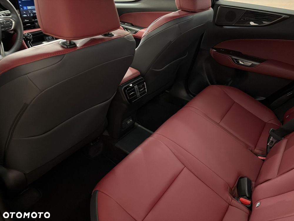 Lexus NX - 11