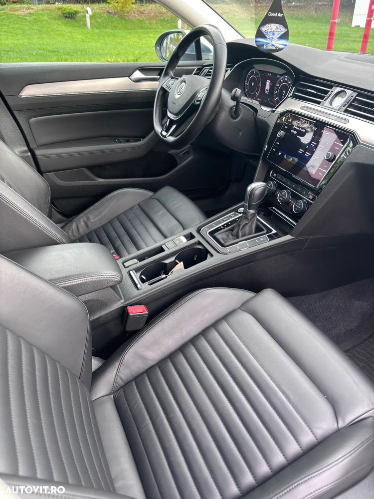Volkswagen Passat Alltrack 2.0 TDI SCR 4Motion DSG (BMT) - 8