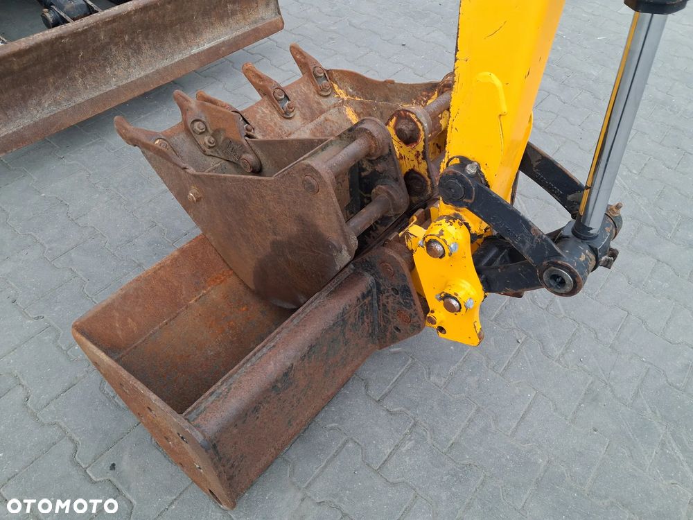JCB 8026 CTS - 14