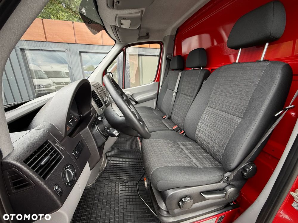 Mercedes-Benz Sprinter 519 CDI / 3.0 V6 190KM / Kontener 4,4m + Winda 750kg + Drzwi Boczne / TYLKO 225.983KM PRZEBIEGU / 2018 ROK PRODUKCJI / ZAREJESTROWANY W PL ! - 31