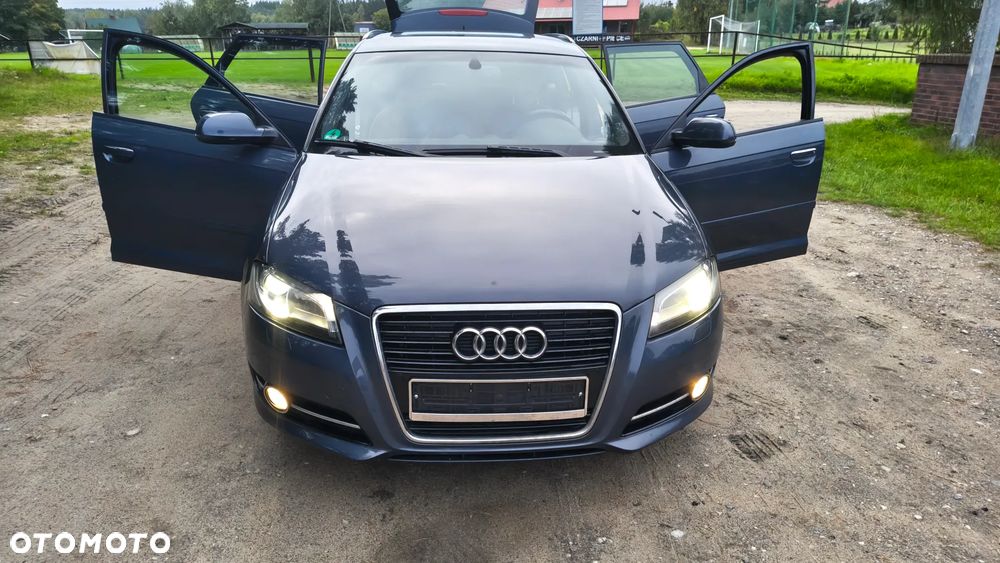 Audi A3 Sportback 2.0 TDI Ambiente - 33