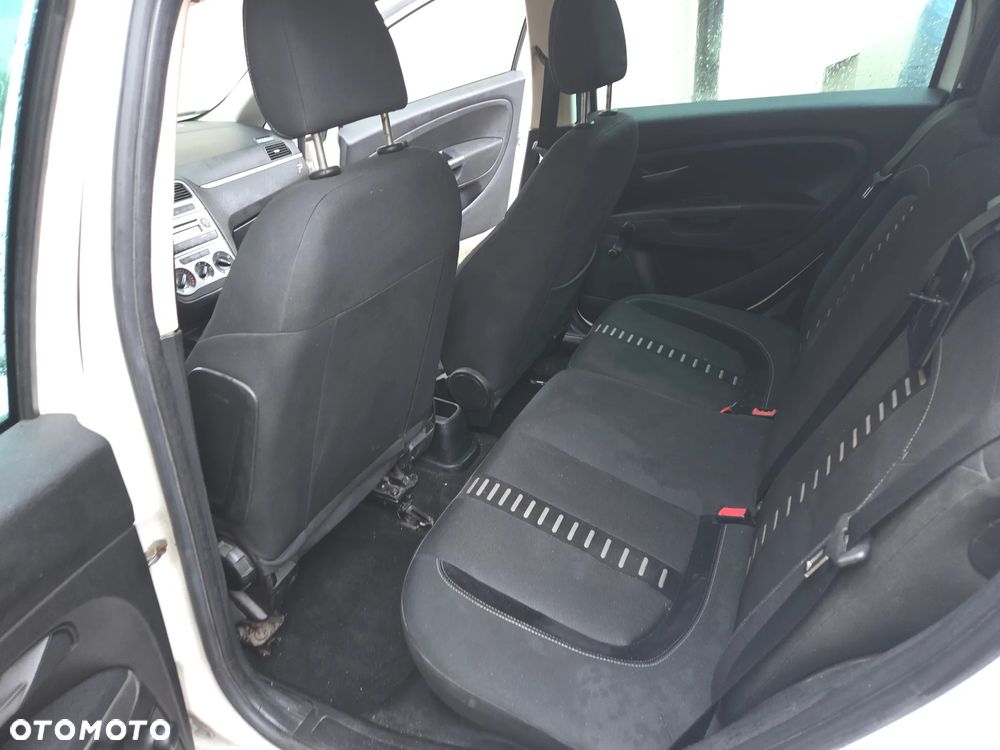 Fiat Punto - 13