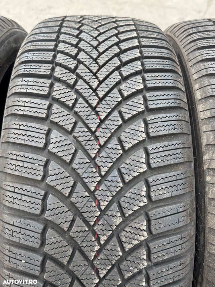 Vând 4 anvelope 235/50/19 bridgestone de iarnă ca noi - 5