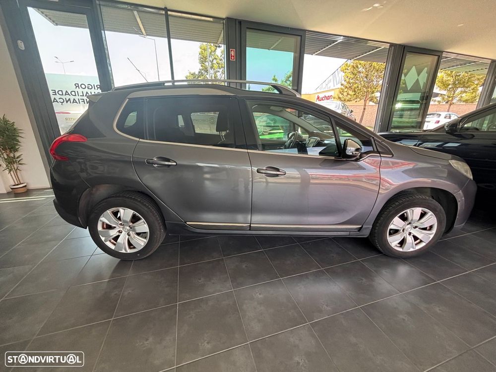 Peugeot 2008 1.6 e-HDi Allure - 15