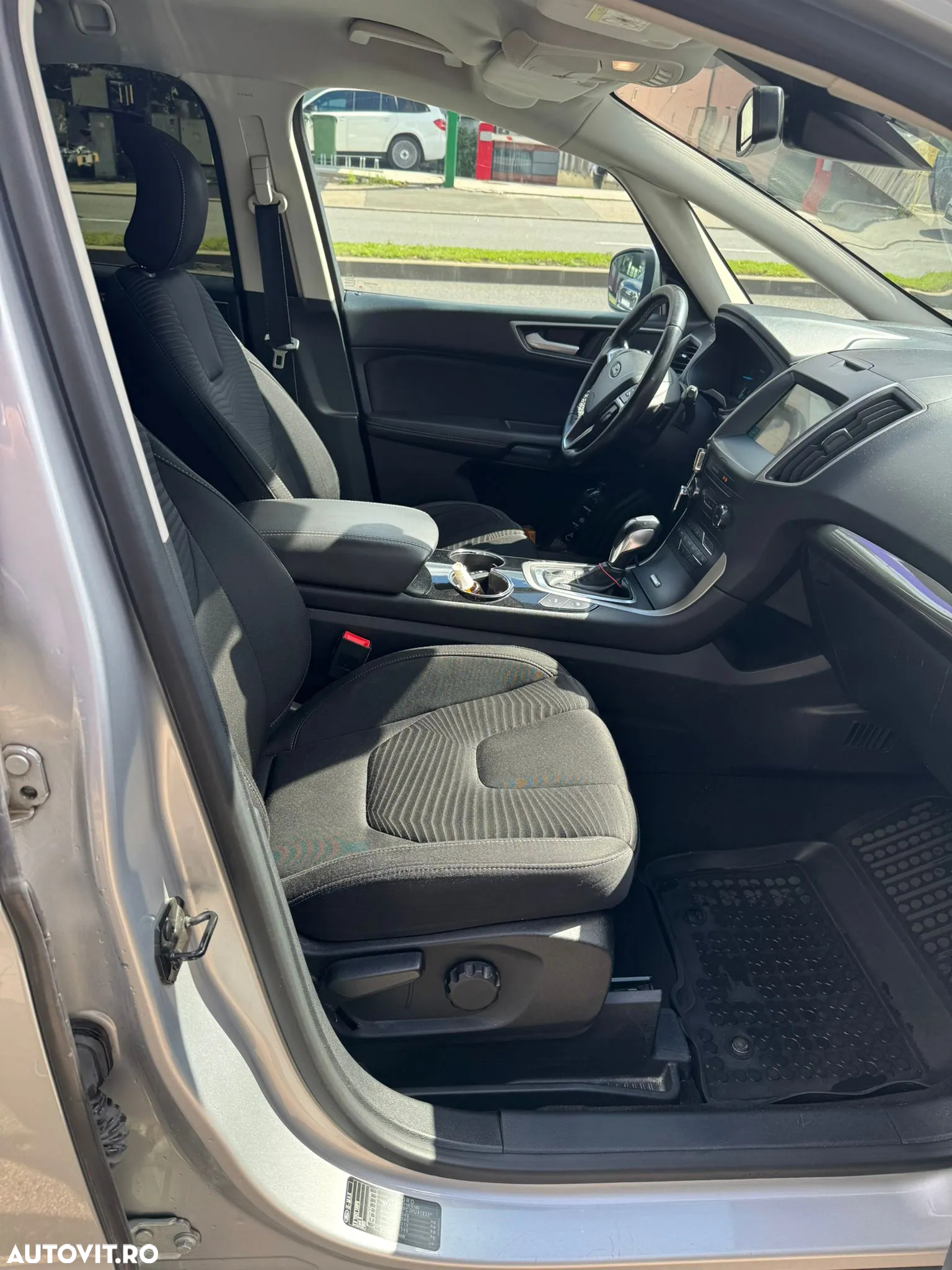 Ford S-Max 2.0 TDCi Powershift Titanium - 25