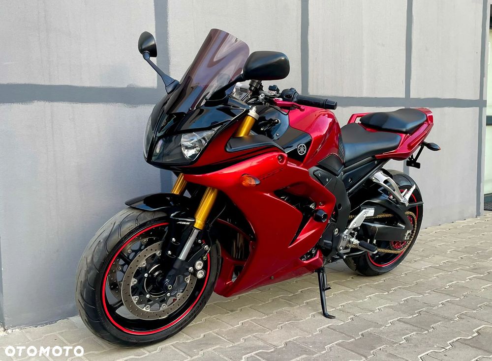 Yamaha FZ - 4