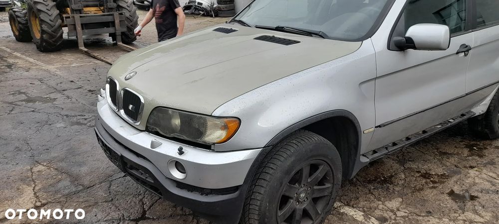 BMW X5 E53 zderzak - 2