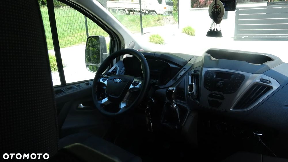 Ford Transit Custom 290 L2H1 Limited - 31