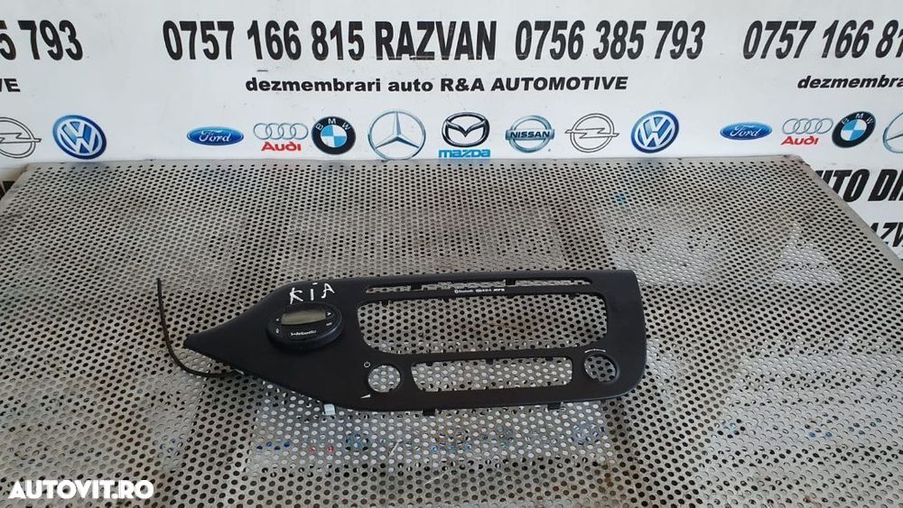Ornament Trim Consola Centrala Radio Cd Kia Ceed An 2012-2016 - 1