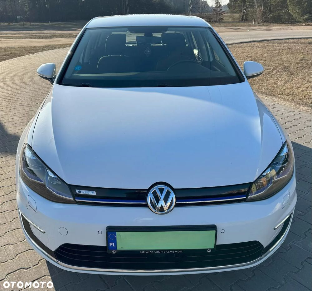Volkswagen Golf - 3