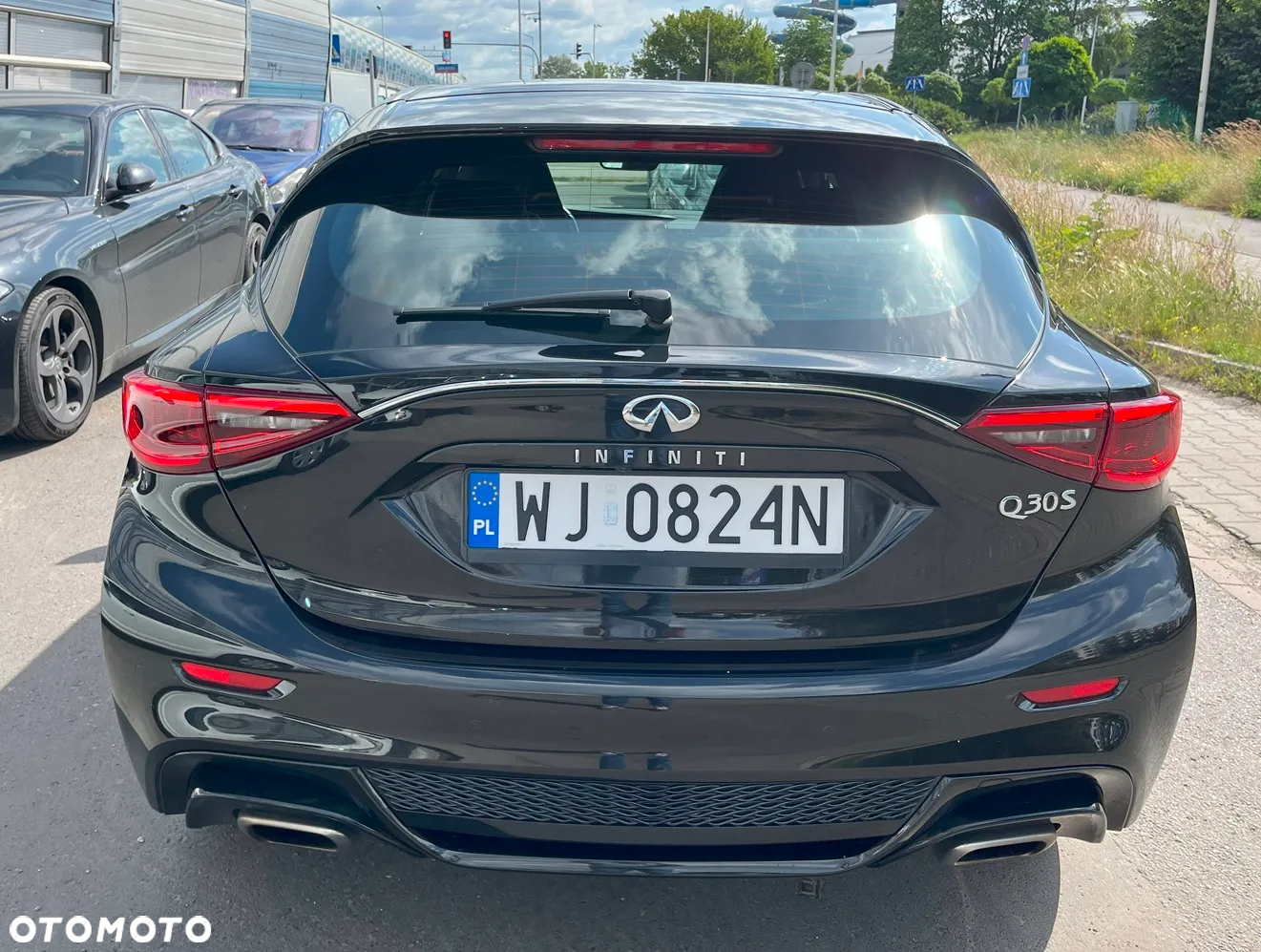 Infiniti Q30 2.0t Sport AWD 7DCT - 13