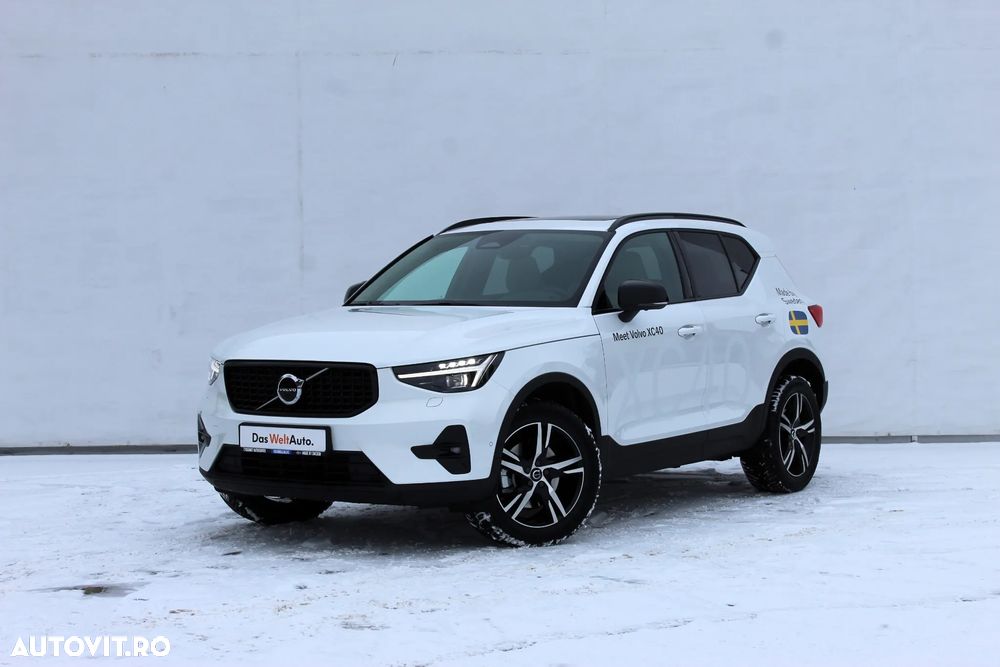 Volvo XC 40 B4 AT FWD MHEV Ultimate Dark - 1