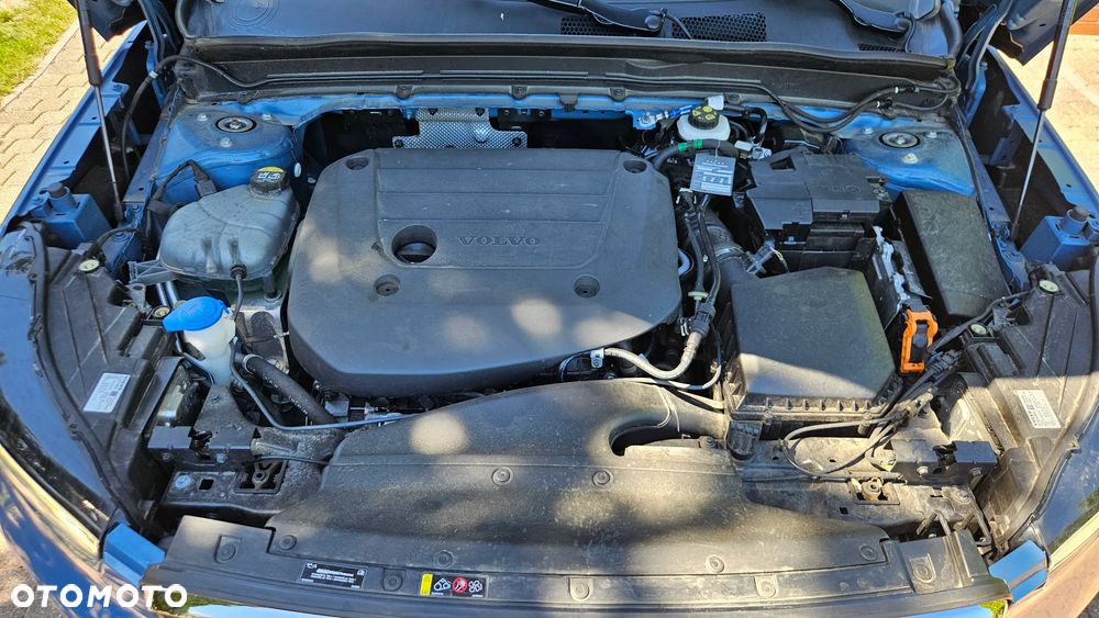 Volvo XC 40 B3 Core - 22