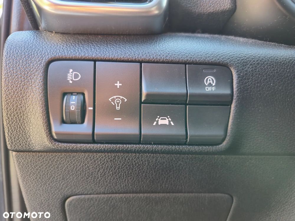 Kia Sportage - 16