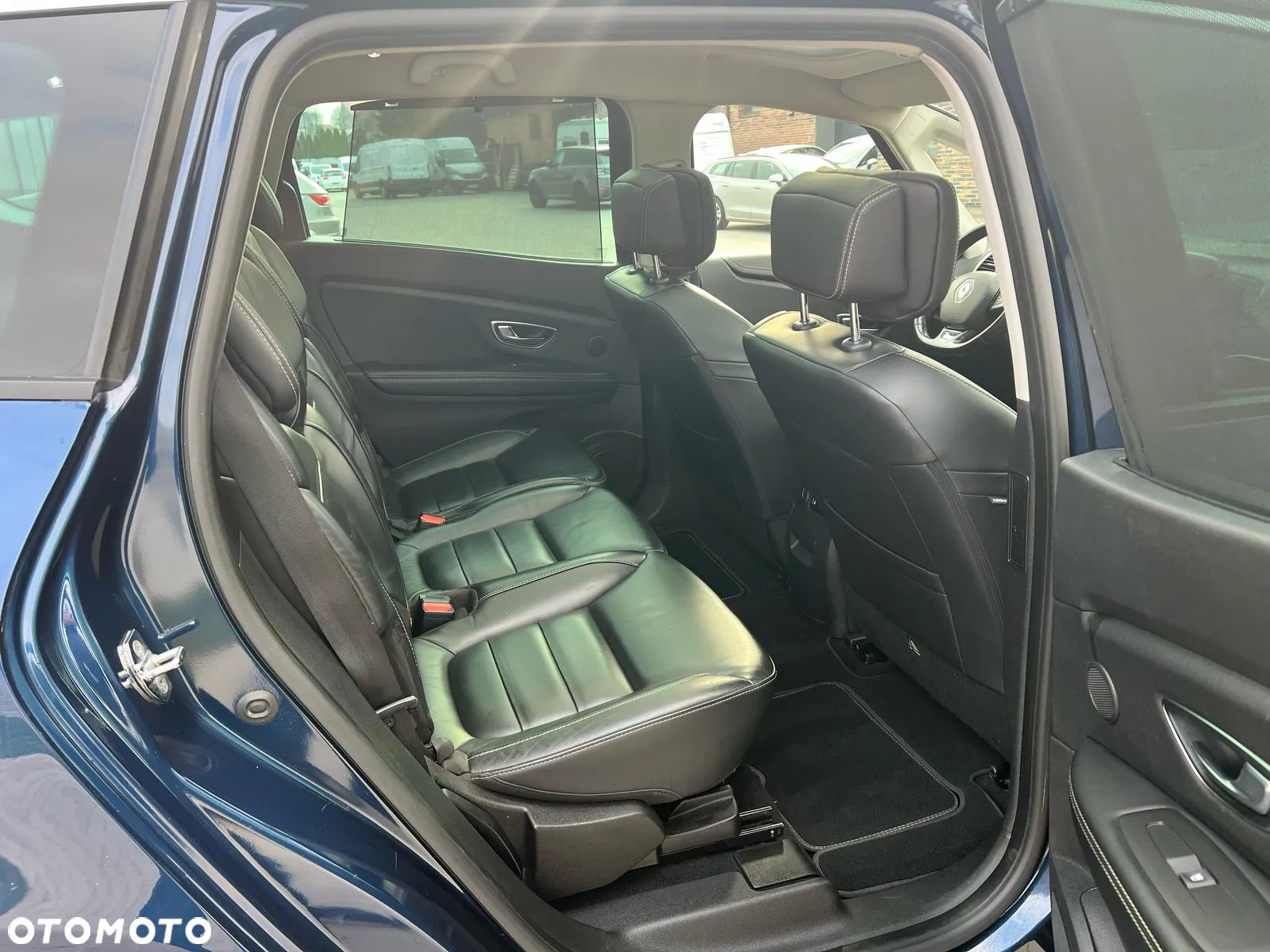 Renault Grand Scenic - 14
