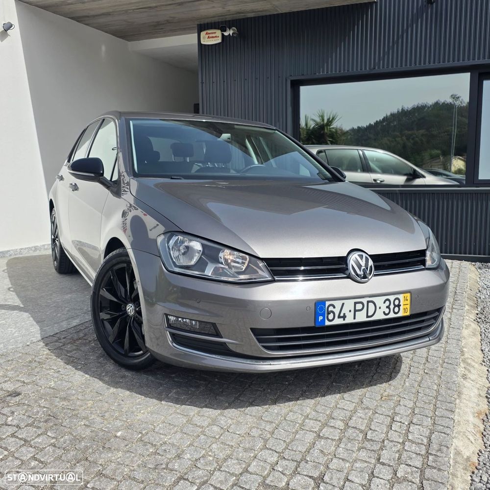VW Golf 1.6 TDi Highline - 16