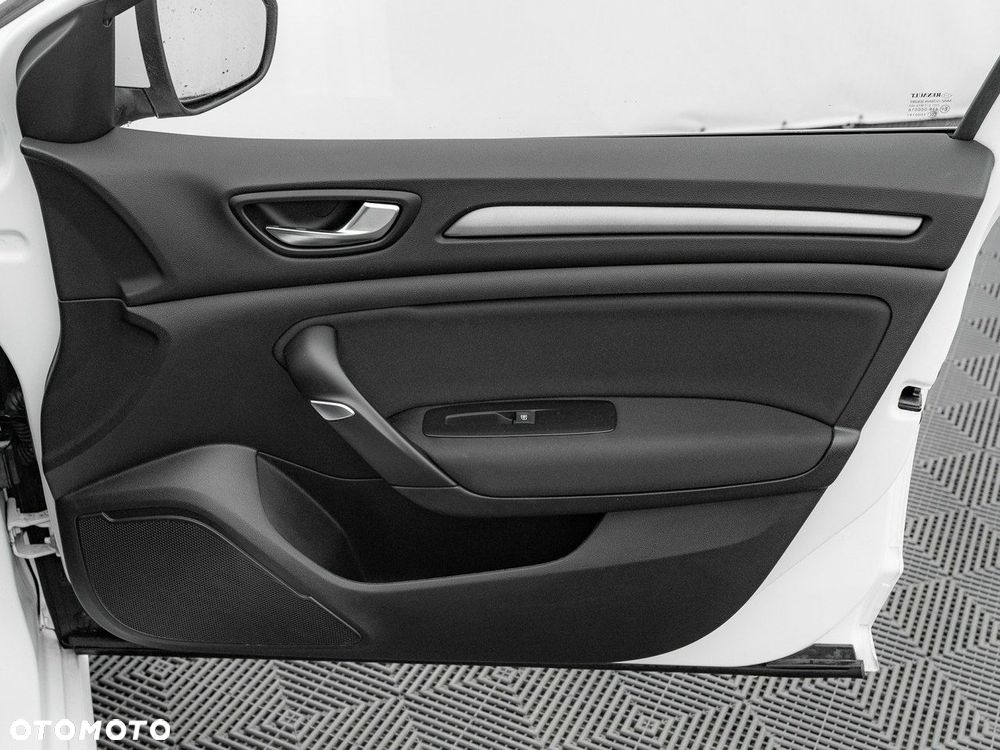 Renault Megane 1.5 Blue dCi Zen EDC - 28