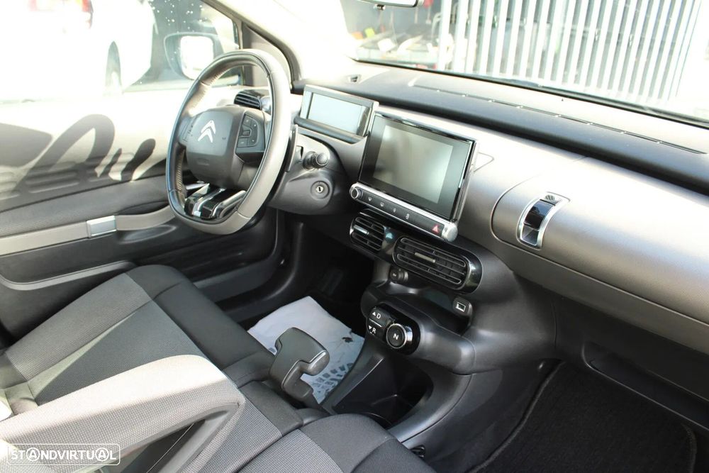 Citroën C4 Cactus 1.6 BlueHDi Shine ETG6 - 18
