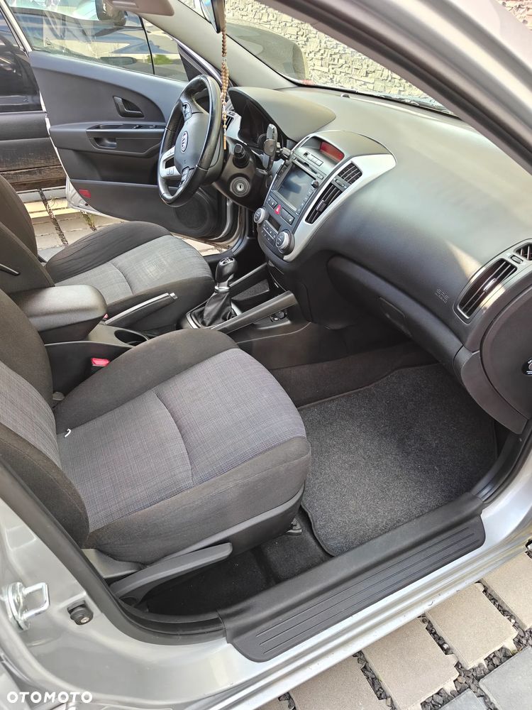 Kia Ceed 1.6 CVVT Edition 7 - 9