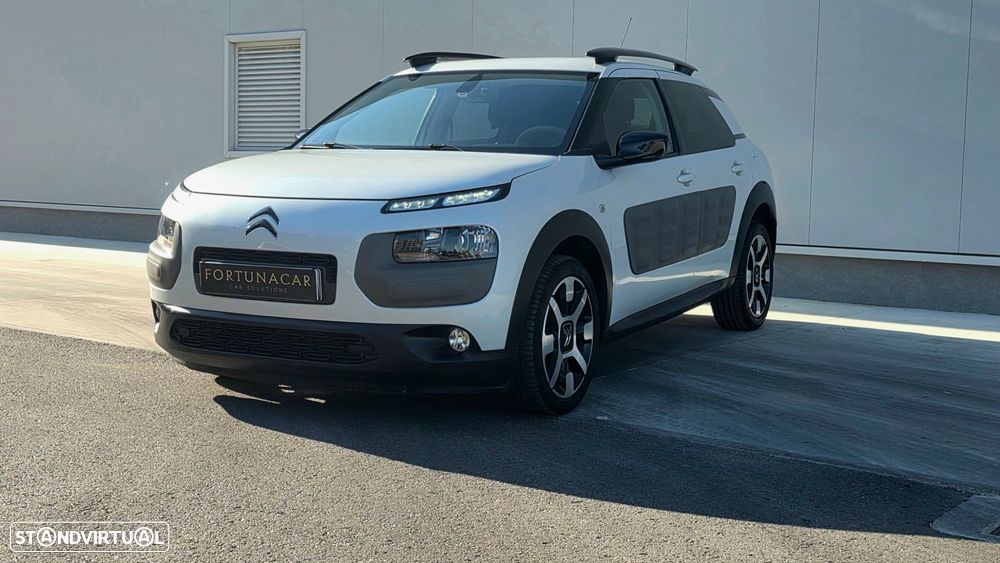 Citroën C4 Cactus 1.2 PureTech Shine - 1