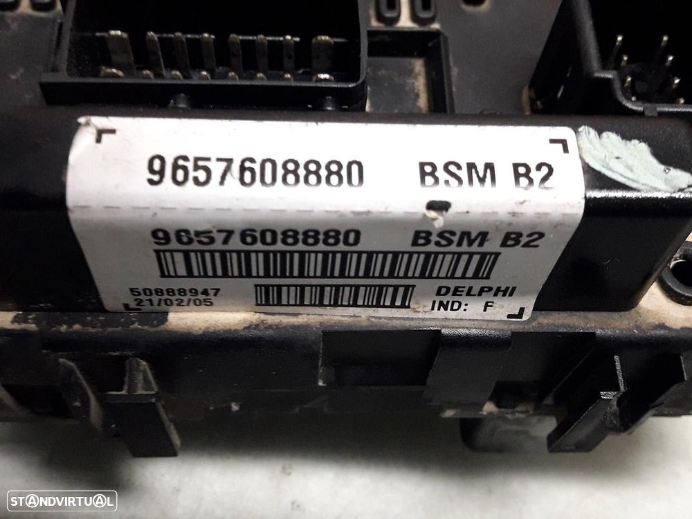 CAIXA RELÉS / FUSÍVEIS PEUGEOT 307 2002 -9657608880 - 3