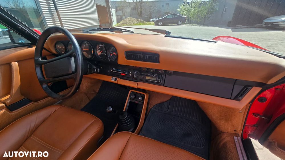 Porsche 911 - 9