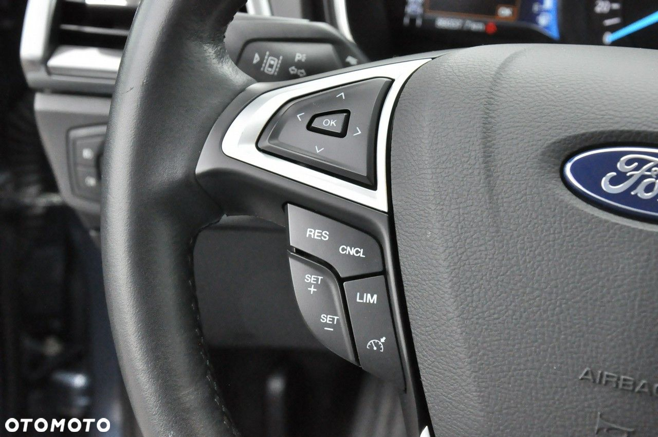 Ford Mondeo - 24