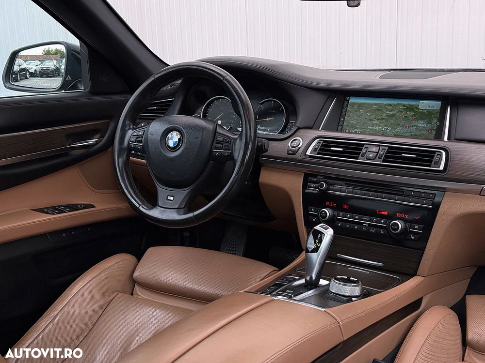 BMW Seria 7 730d Edition Exclusive - 15