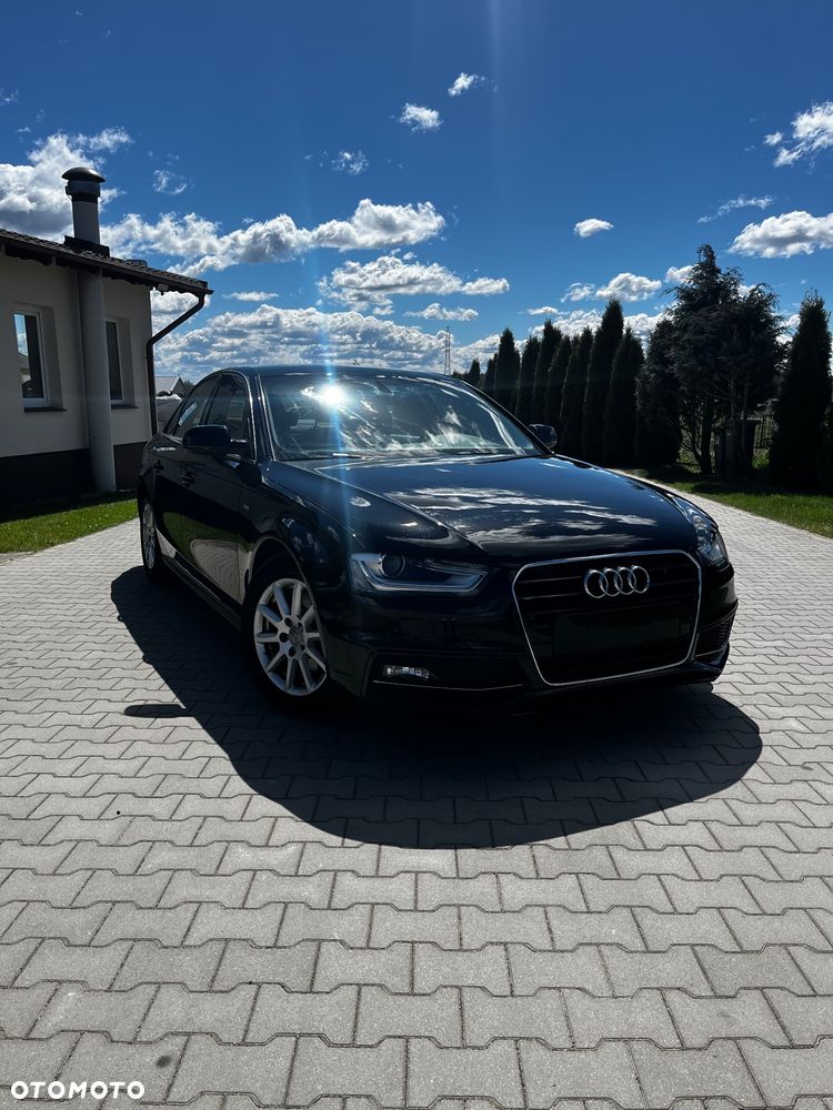 Audi A4 Limousine - 6